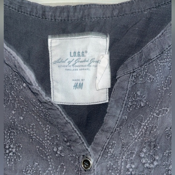 H&M L.O.G.G. Top - Picture 3 of 4